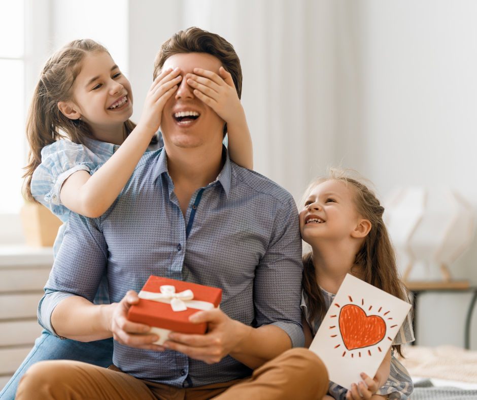 <p><strong>Mom Bombs for Father's Day: A Gift That Dad Will Love</strong></p> <p> </p>