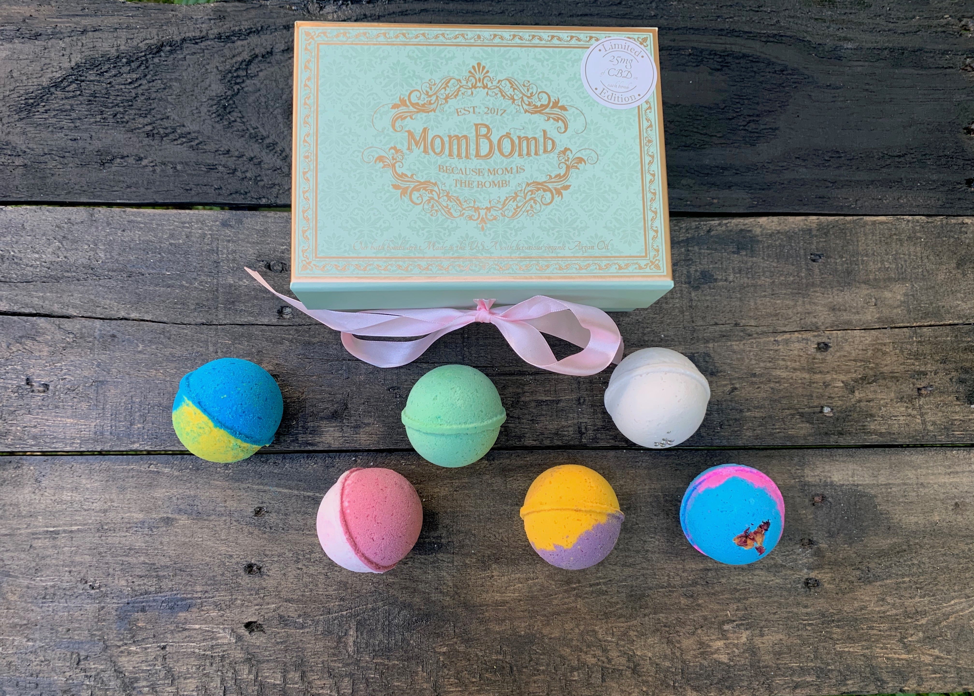 Limited Edition Classic Gift Set with CBD - SUBSCRIPTION - Mom Bomb
